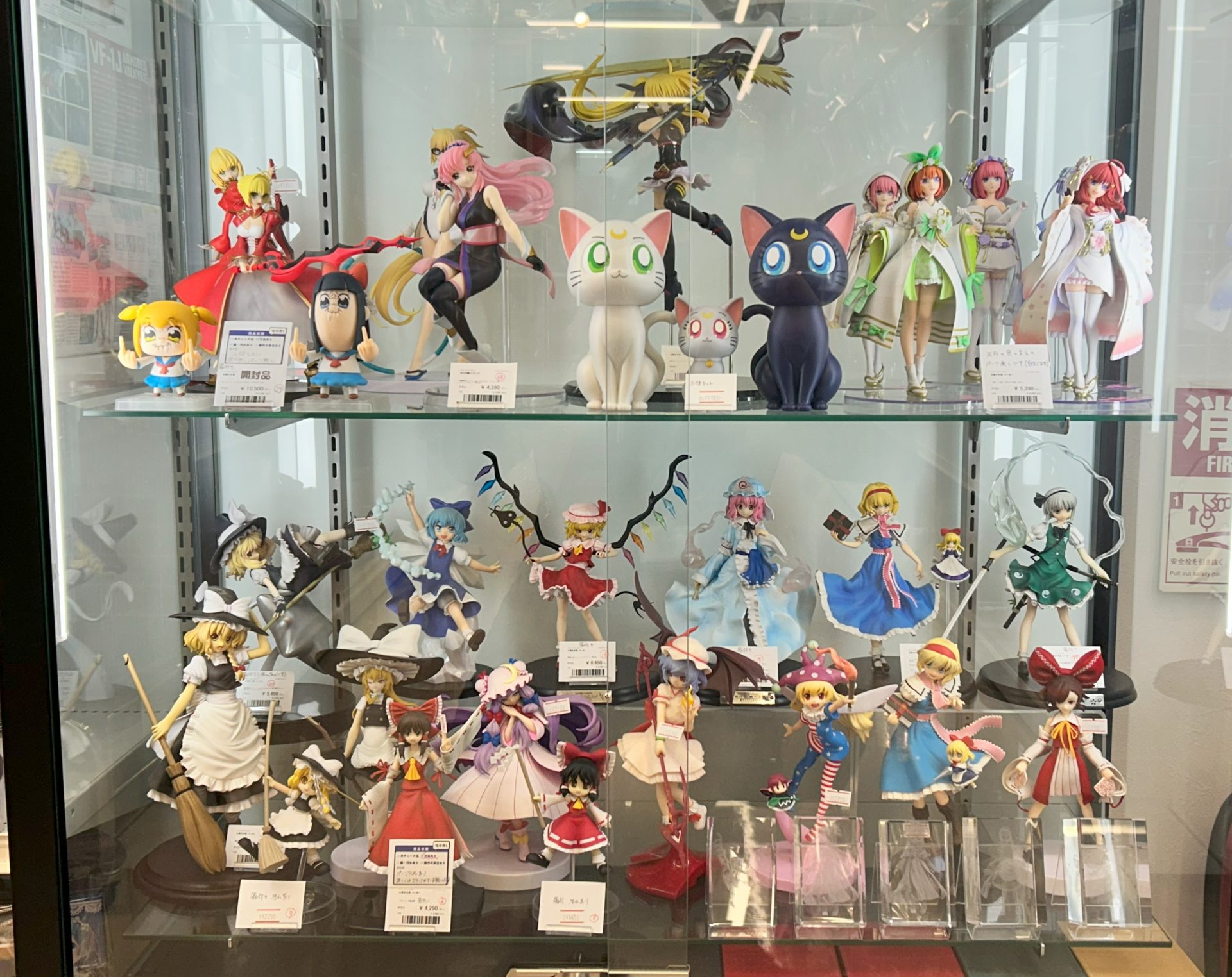 美少女フィギュアコーナーの紹介 / リサイクルショップ三喜「宮崎で