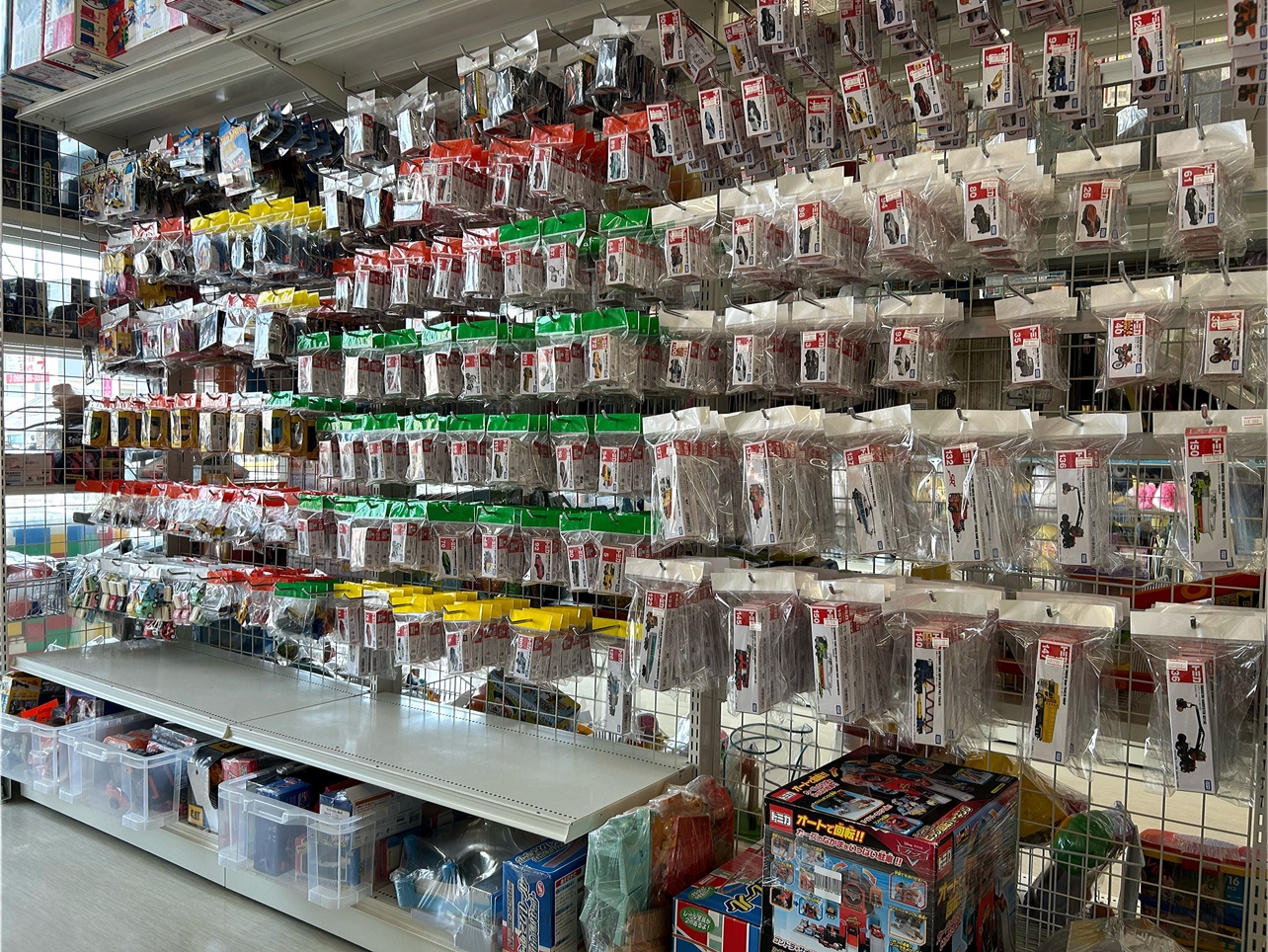 トミカ大量入荷しました！ / リサイクルショップ三喜「宮崎で中古品の