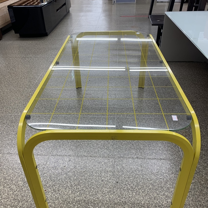 レトロガラステーブル入荷のお知らせです。 / リサイクルショップ三喜