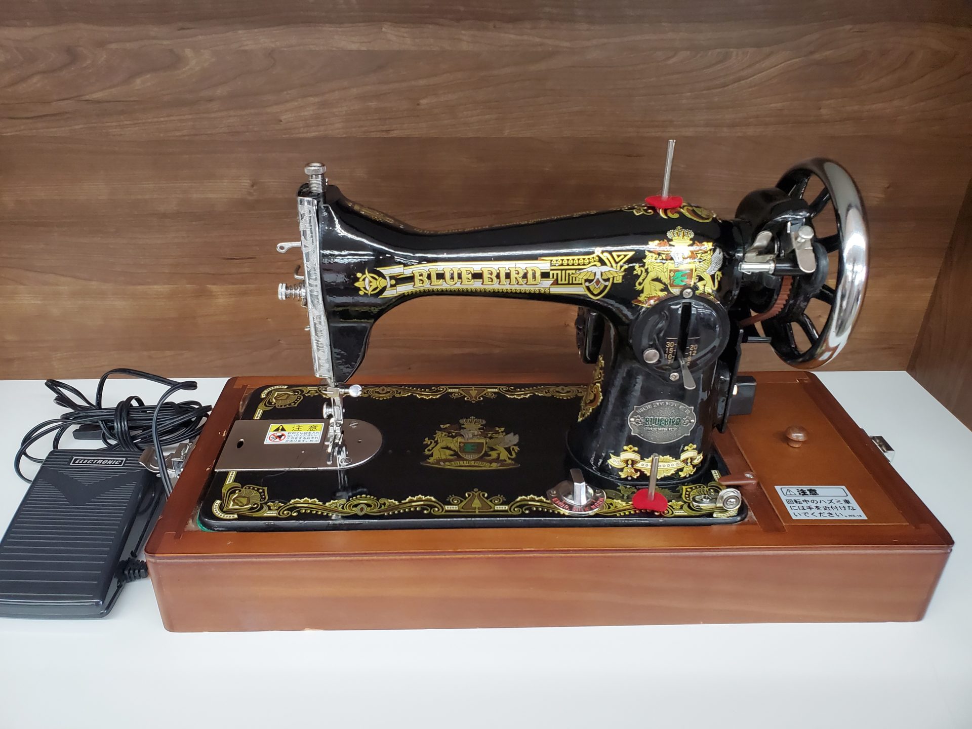 大正ロマンを感じる！アンティーク電動ミシン入荷です！ / リサイクル