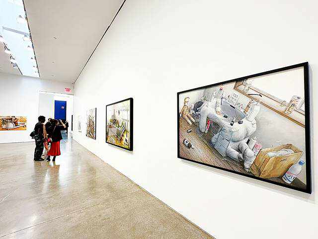 ニューヨーク 石田徹也個展 ガゴシアンギャラリー！社会的孤独感を