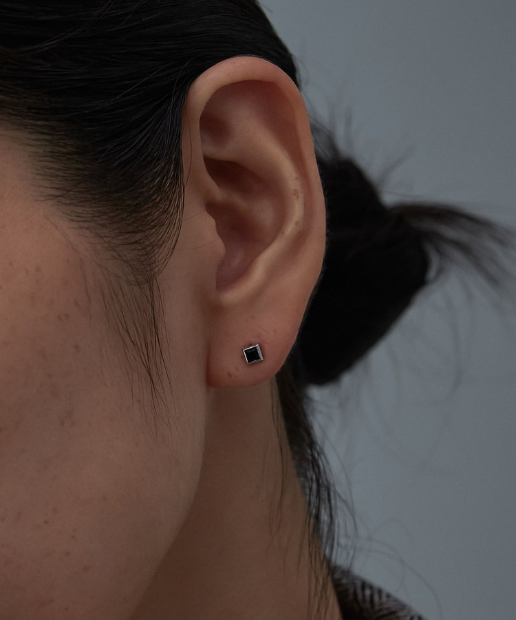 K10WG ピアス ブラックカルセドニー（037645） ｜ women（ウィメンズ