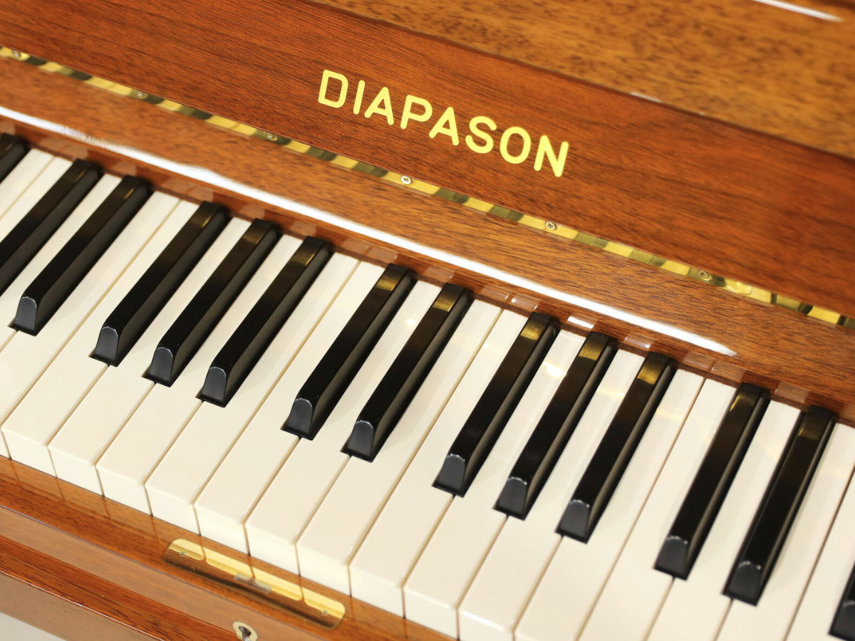 中古ピアノ MARCHEN（メルヘン）MS350 河合楽器が製造を手がけた国産