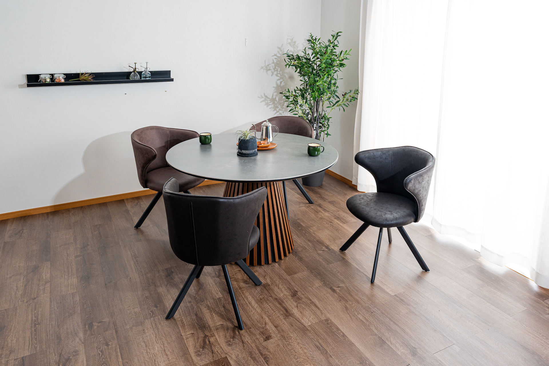 ダイニングテーブル クライン