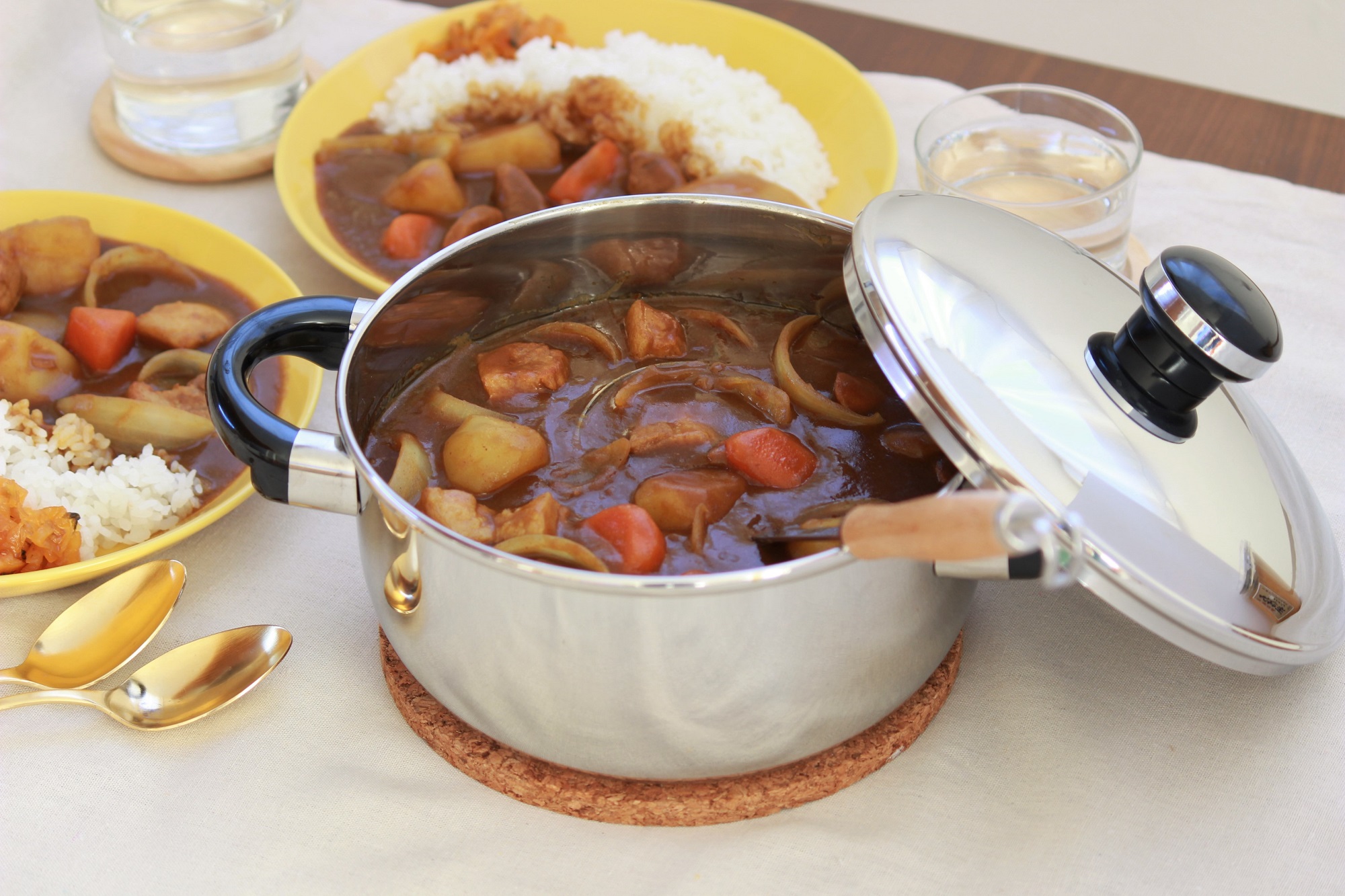 楕円鍋 - 宮崎製作所公式ウェブサイト