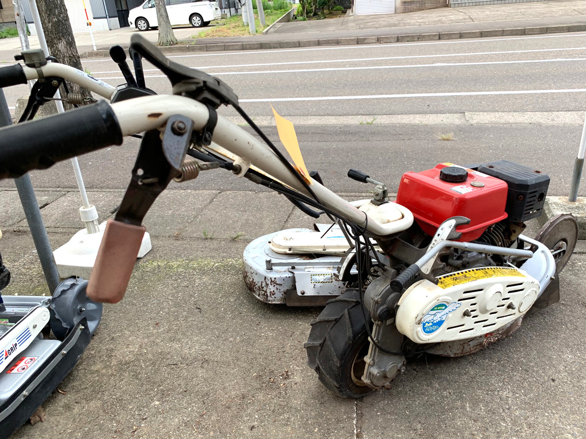 オーレック：中古自走草刈機 ウィングモアー WM1107A [4938-KT