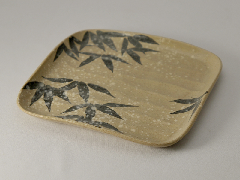 乾山写雪笹紋鉋目皿小 | 水間焼｜京焼・清水焼｜公式通販サイト