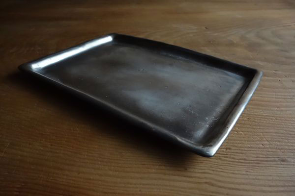 安藤雅信作品｜銀彩ピューター渕丸プレート