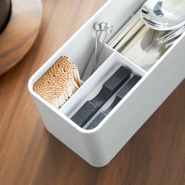 000000003325-03.jpg?size=l&w=