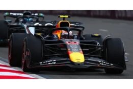 Spark 1:43Red Bull RB21 No.1 オラクルRed Bull 優勝