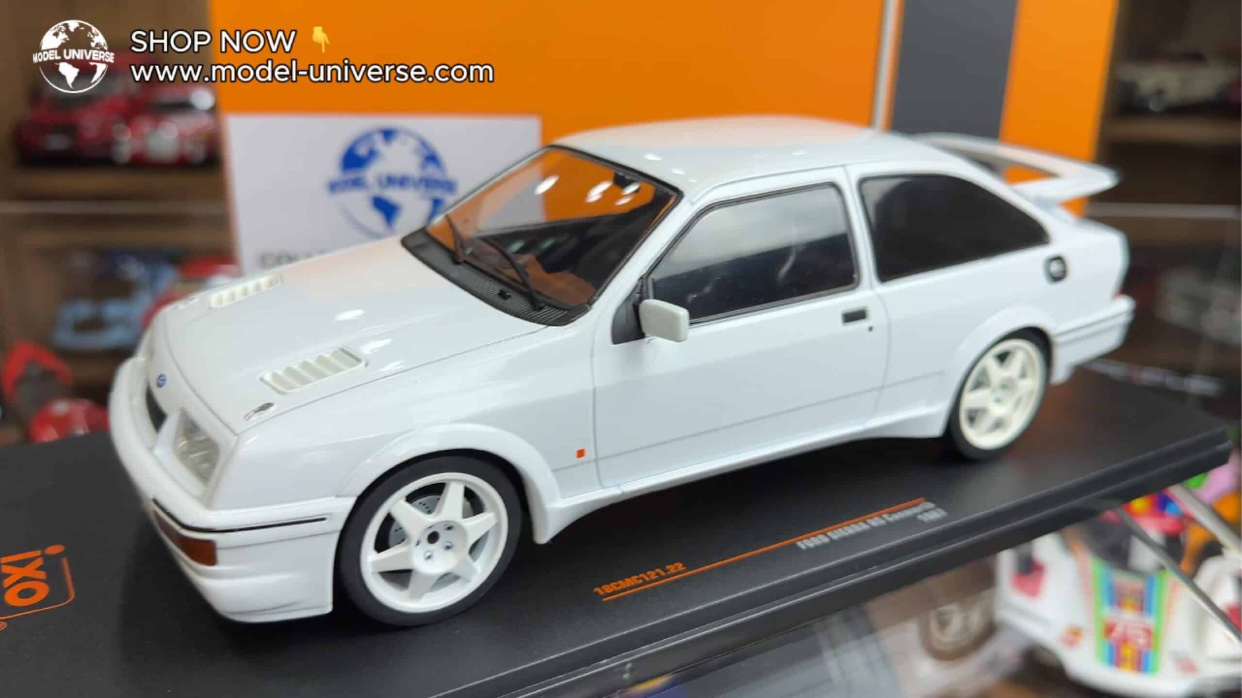 Ixo - 1:18 Ford Sierra RS Cosworth White (1988) - Diecast Model