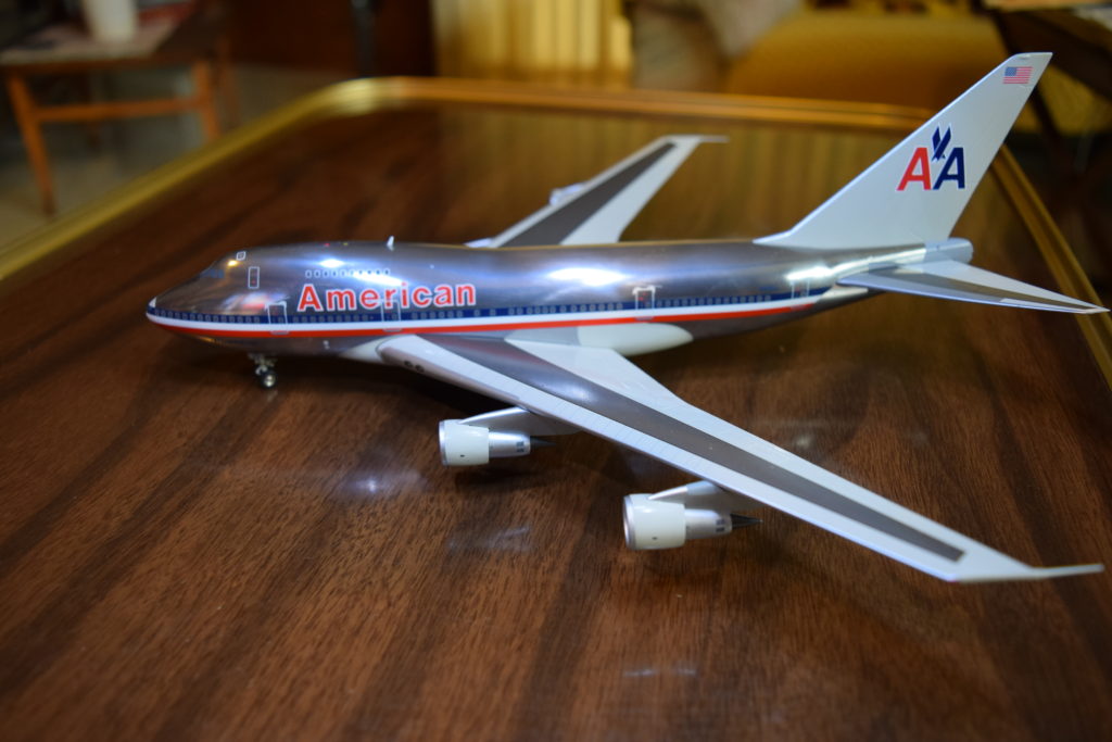 Retro Review: Inflight200 American B747SP LuxuryLiner – Model