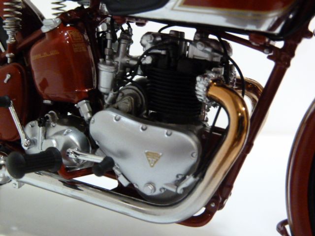 Triumph Speed Twin Classic Bike Series No 59 1:12 122133700