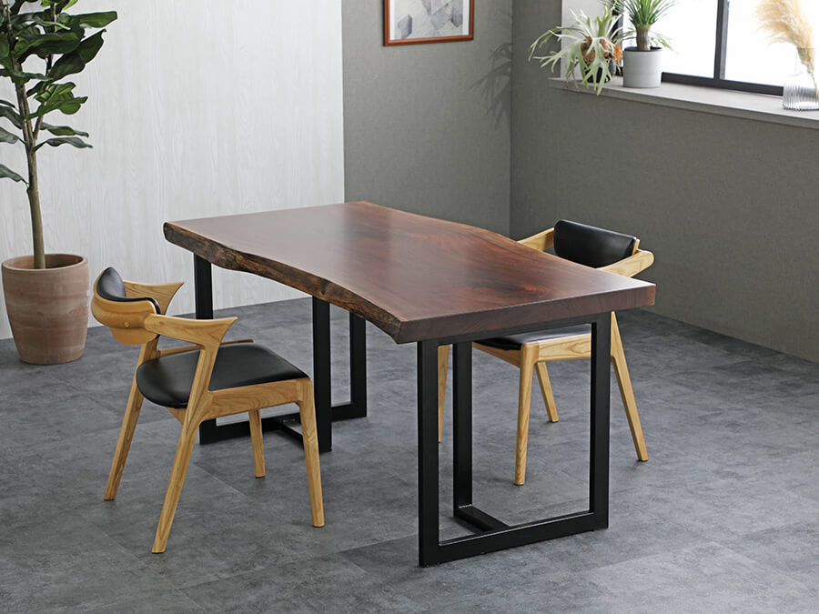 一枚板テーブルの専用脚と天板の固定について一枚板家具専門店が解説