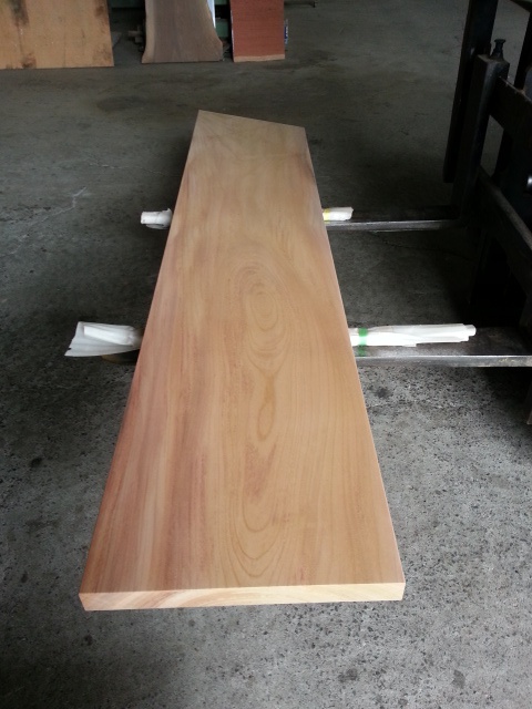 欅（ケヤキ） L字カウンターと付け台 | 一枚板 お取り引き実績 | 一枚