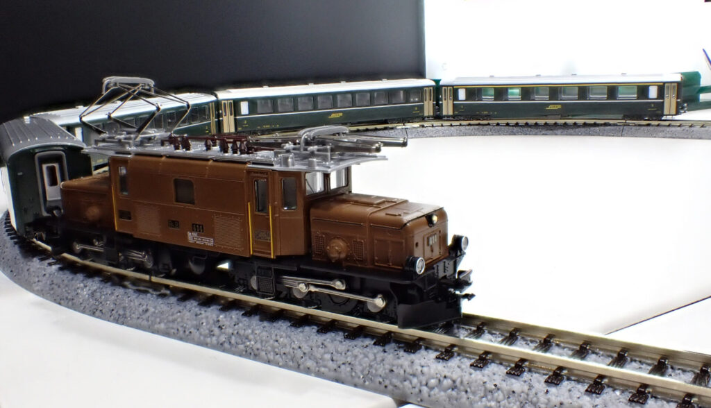 KATO】アルプスの凸形機関車 Ge6/6-Ⅰ（レーティッシュ•クロコダイル