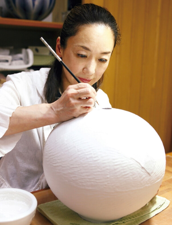 四代目 徳田八十吉先生 - 器販売のご案内 | 森八 公式オンライン