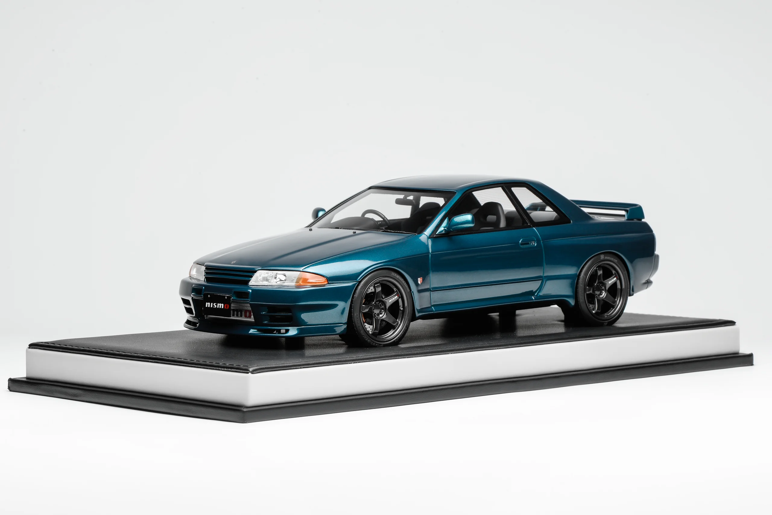 MH 1:18 Nissan Skyline GT-R (R32) CUSTOMIZED VERSION
