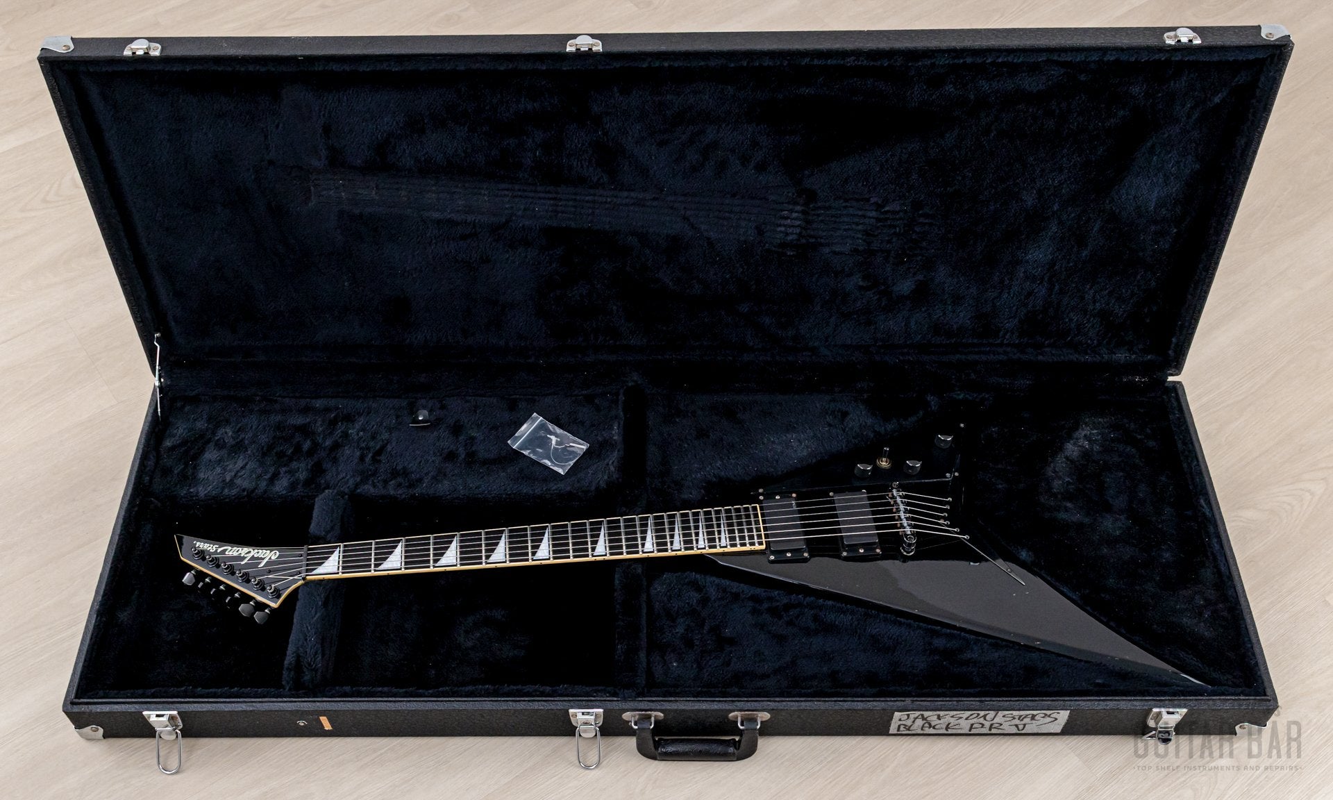 2006 Jackson Stars Randy Rhoads RR-J2BE Flying V Black w/ EMG & Case