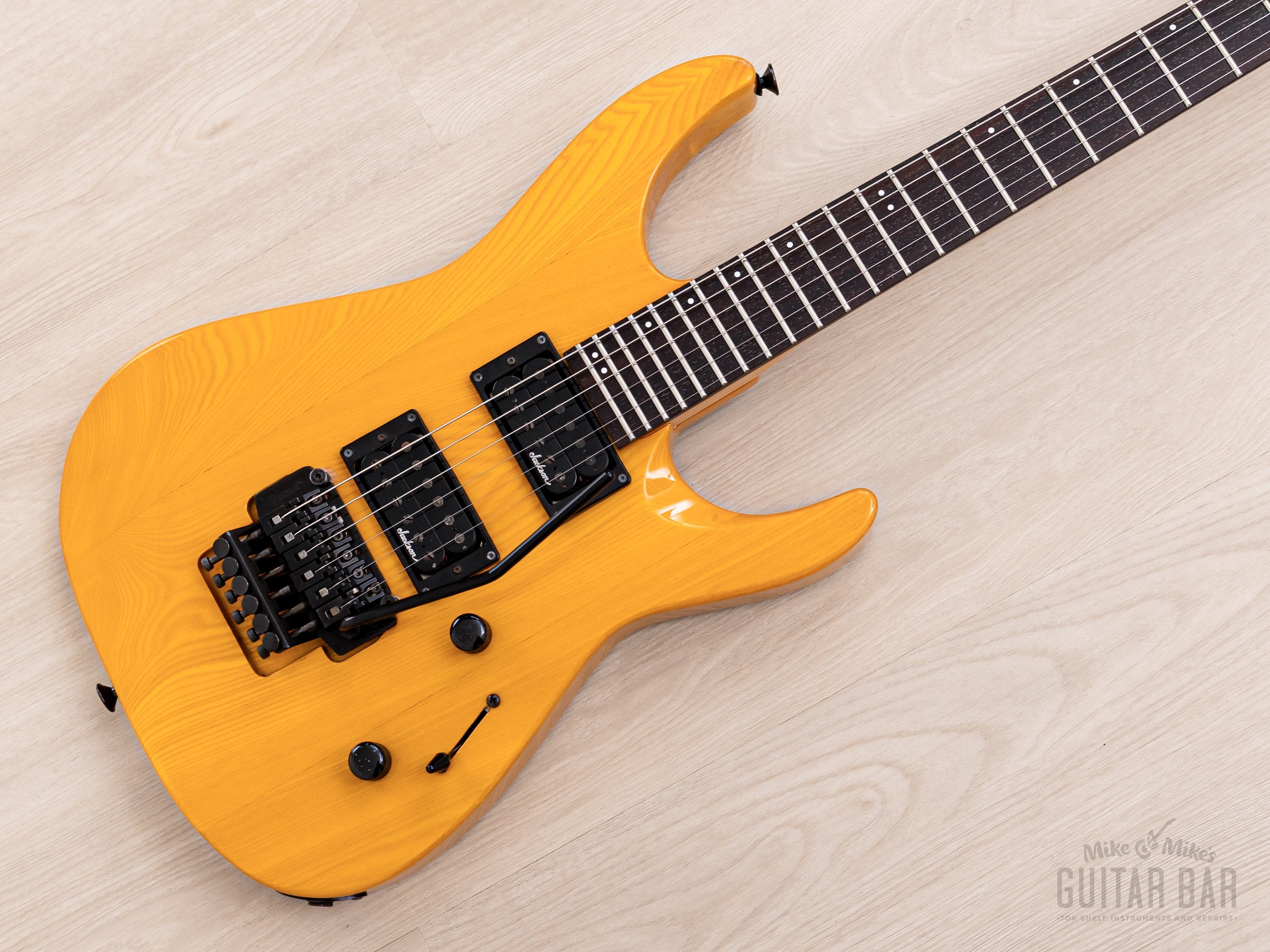 1991 Charvel Jackson Super Dinky SDK-085-HH See-Through Amber, Japan