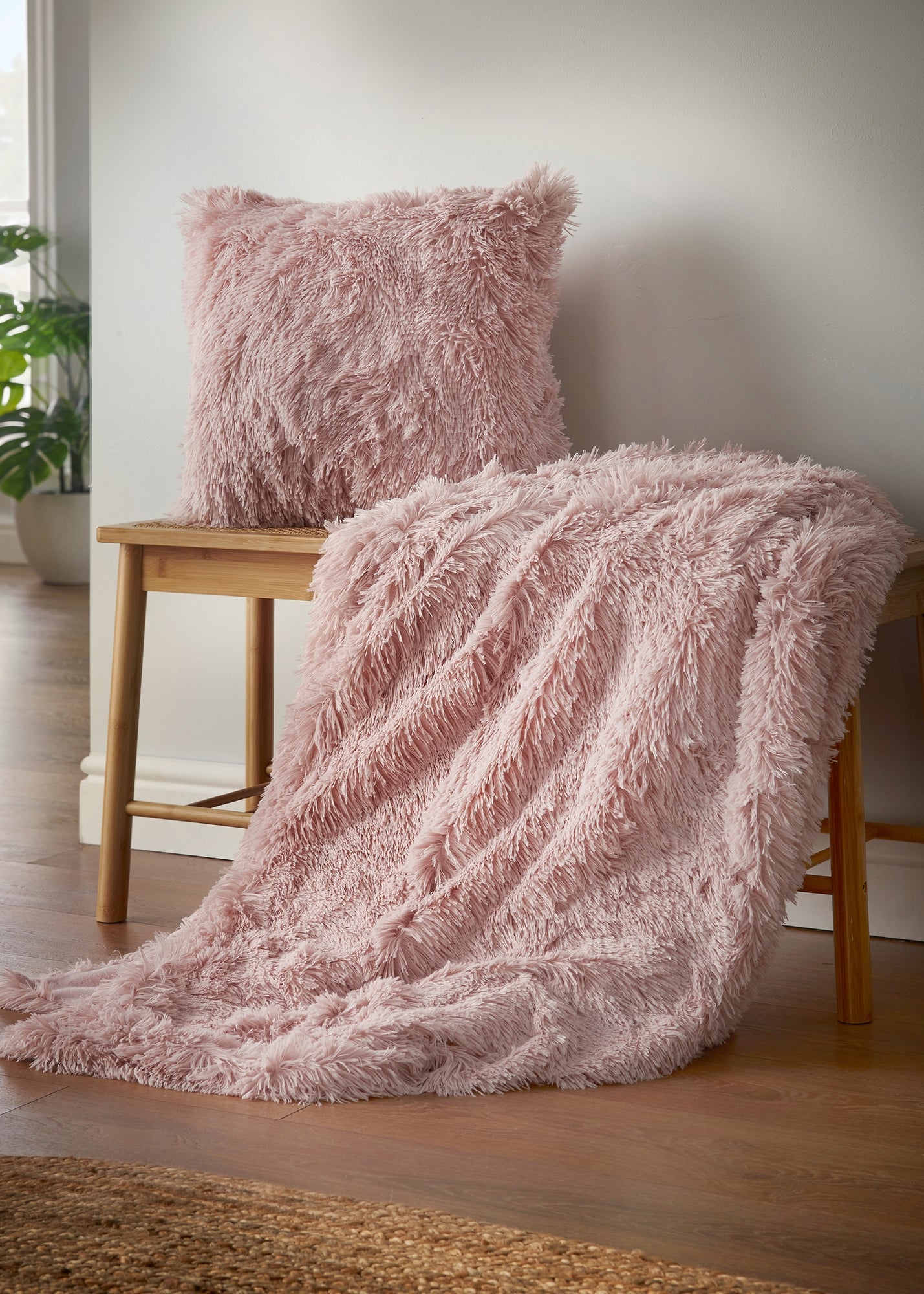 Catherine Lansfield Cuddly Deep Pile Blanket Throw - Matalan