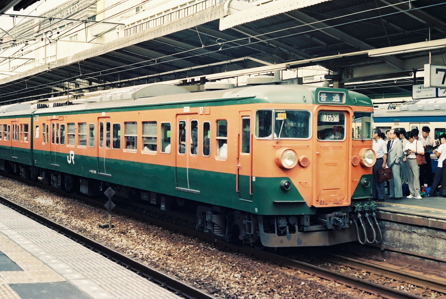 113系（クハ111大型ライト）グロベンAU75冷房改造車: 乗り物BOX