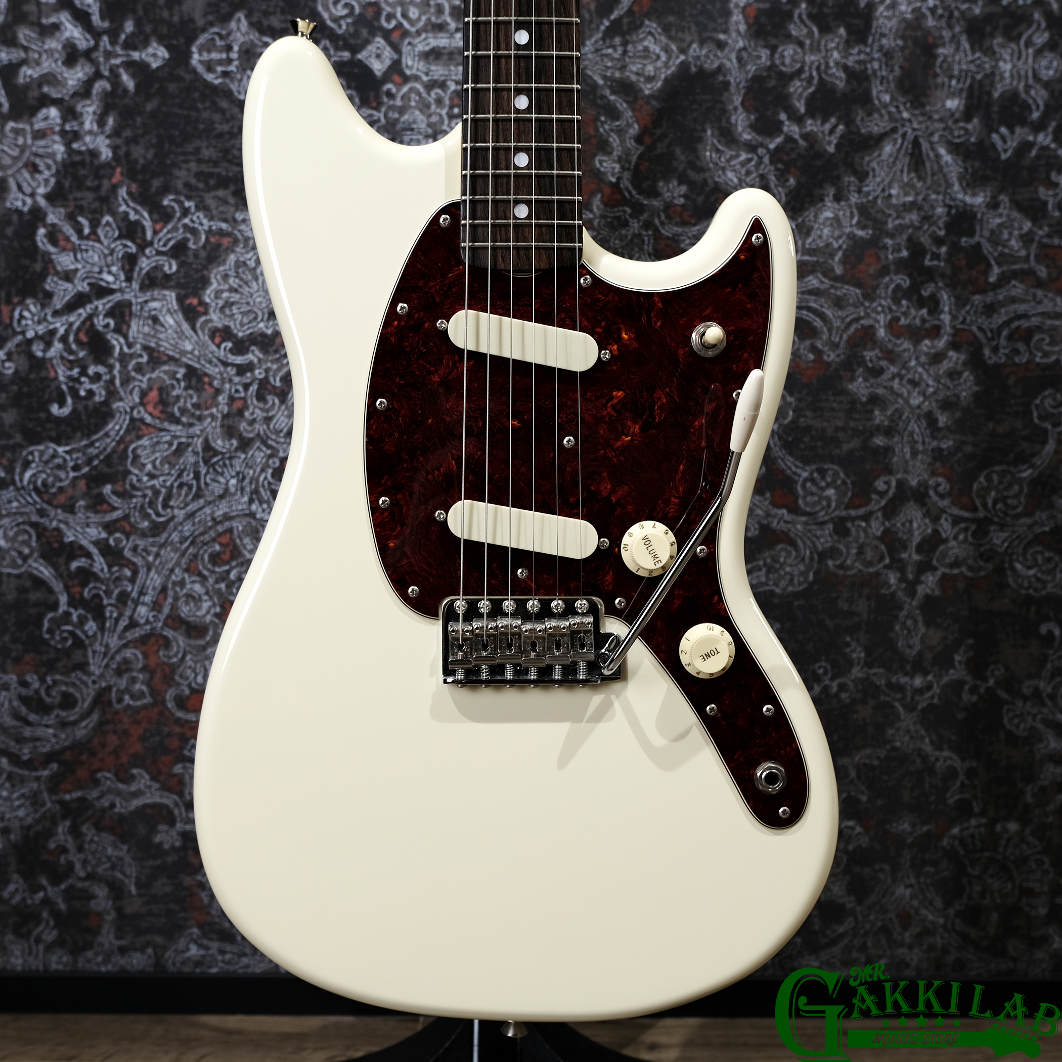 Fender Made in Japan CHAR MUSTANG Olympic White | 札幌の楽器屋さん