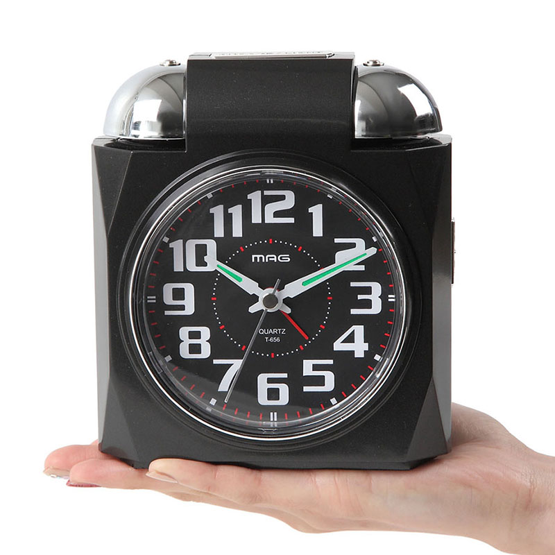 大音量目覚まし時計 ベルアタック 高さ146×横幅130×奥行76(mm