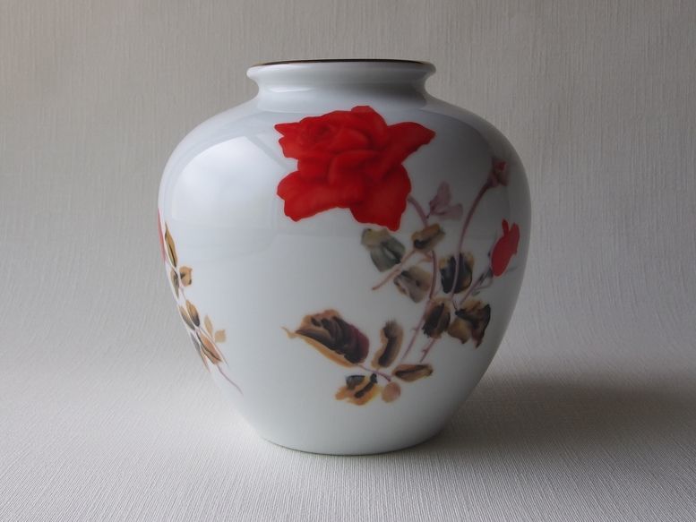 SHOP 偶然と必然の間 プレミアノリタケ 花瓶 赤バラ