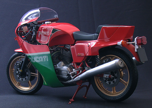 1/12 DUCATI 900 MHR | 図解！なんでも制作日記 [プラモデルの作り方