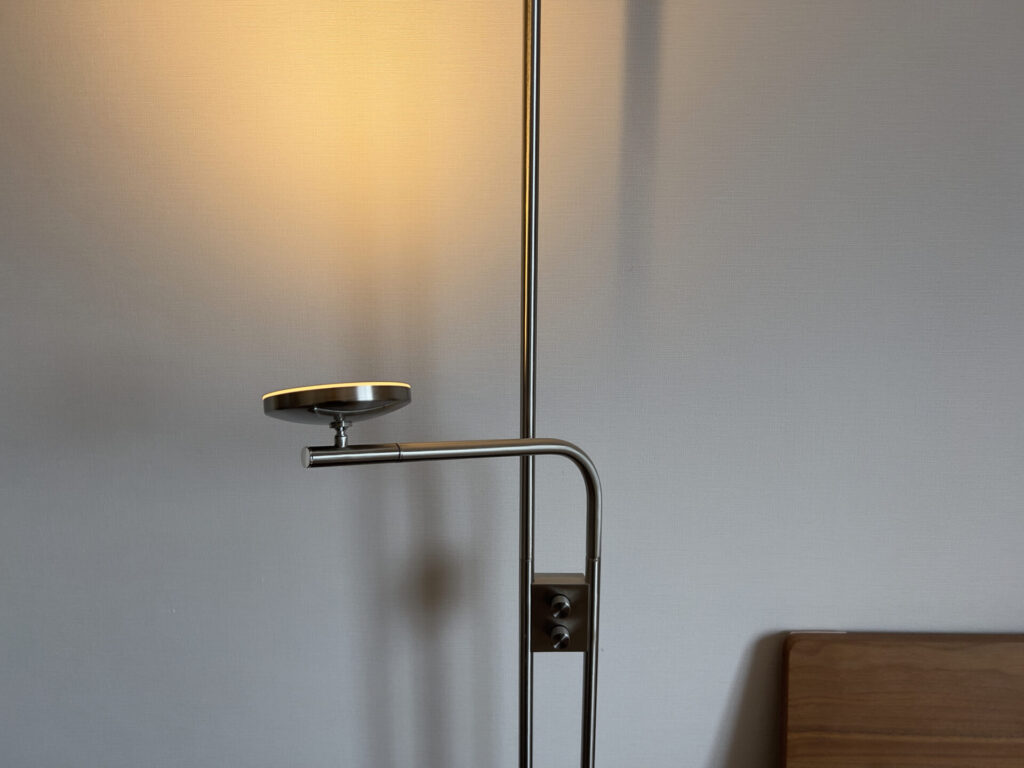 IKEA『イスヤクト』レビュー｜無機質インテリアに合う最高の照明