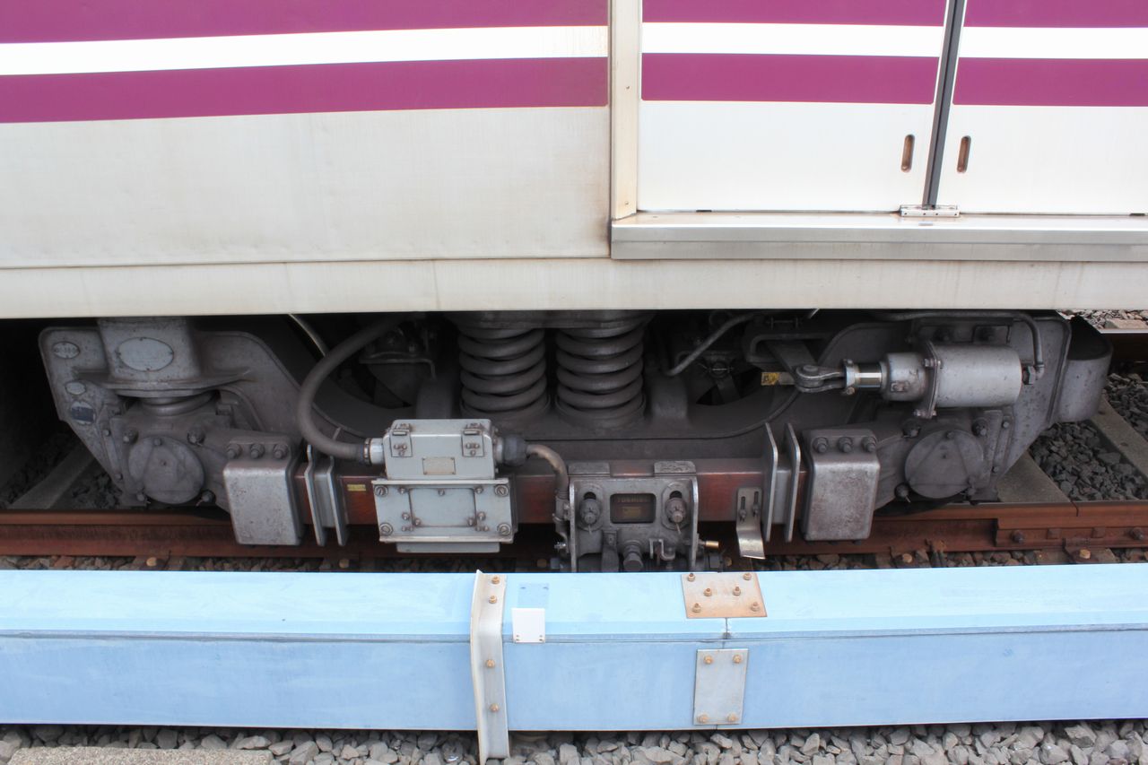 新30系｜車両｜なにわの地下鉄