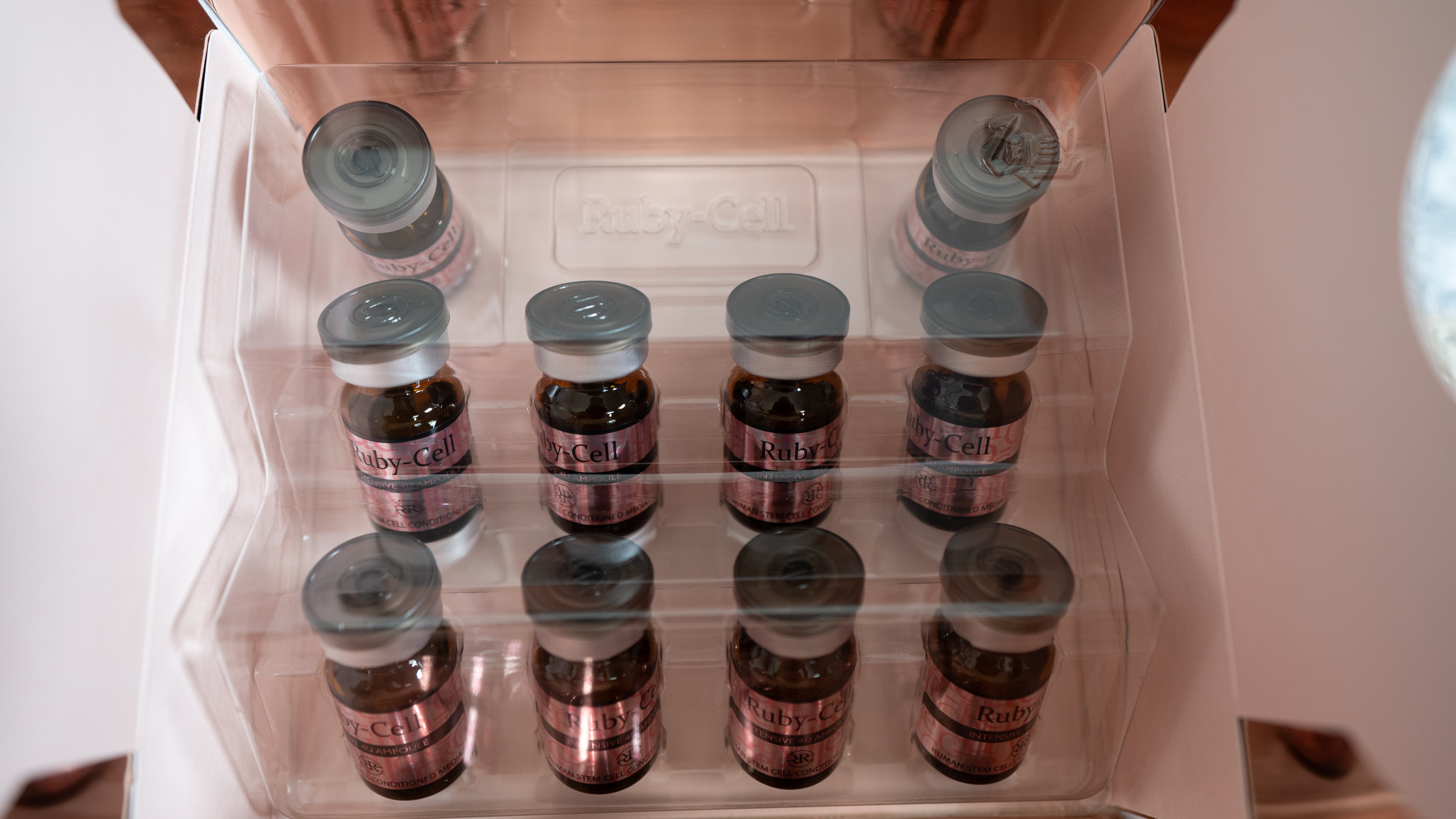 Ruby-Cell Intensive 4U Ampoule [Latest Manufacture] – Antiaging