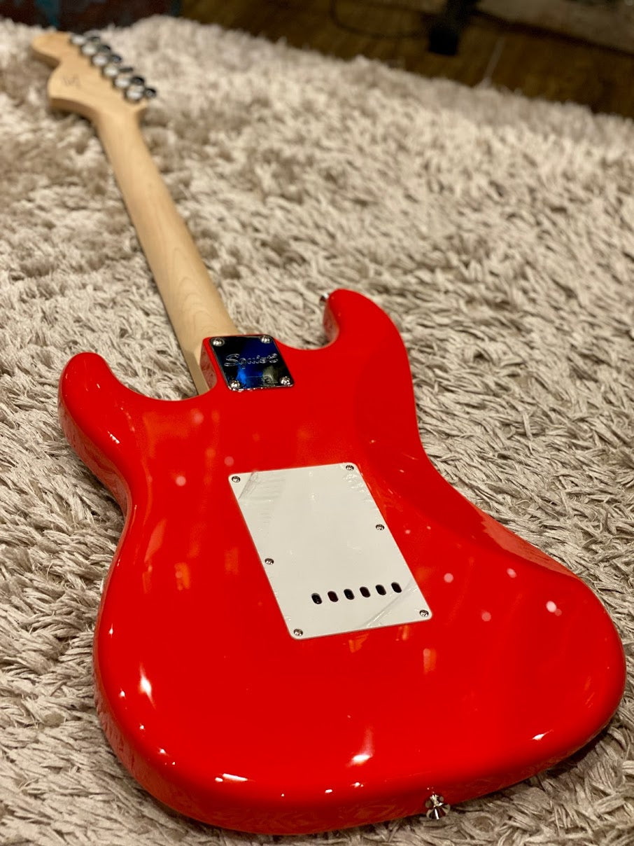 Squier Affinity Stratocaster in Race Car Red – nafiriguitar.com
