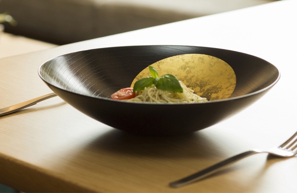 箔一】おぼろ月ボウル(漆) 〜金箔（金沢箔）の食器〜 - 日本製高級