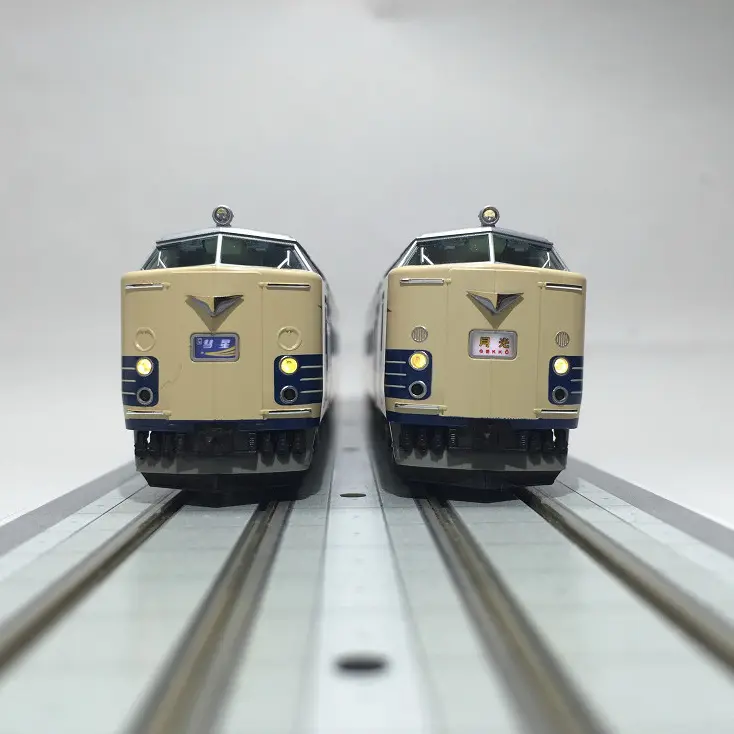 581系「彗星」（クハネ581増備車）が入線しました。KATO 10-1354 / 10