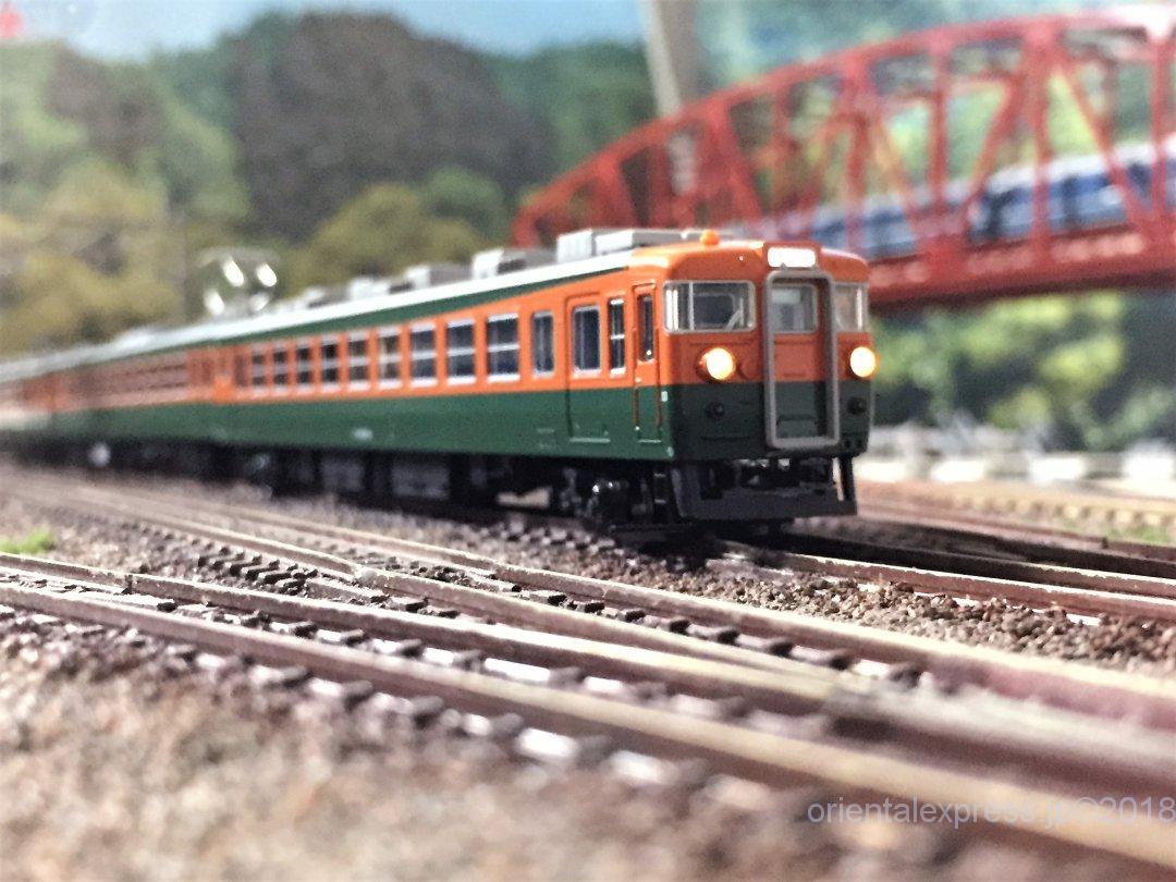 165系 急行「佐渡」が入線しました。KATO 10-1488 / 10-1489