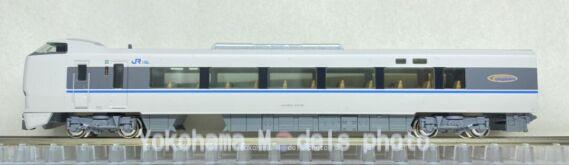 683系4000番台「サンダーバード」T48編成が入線です。 KATO 10-1747