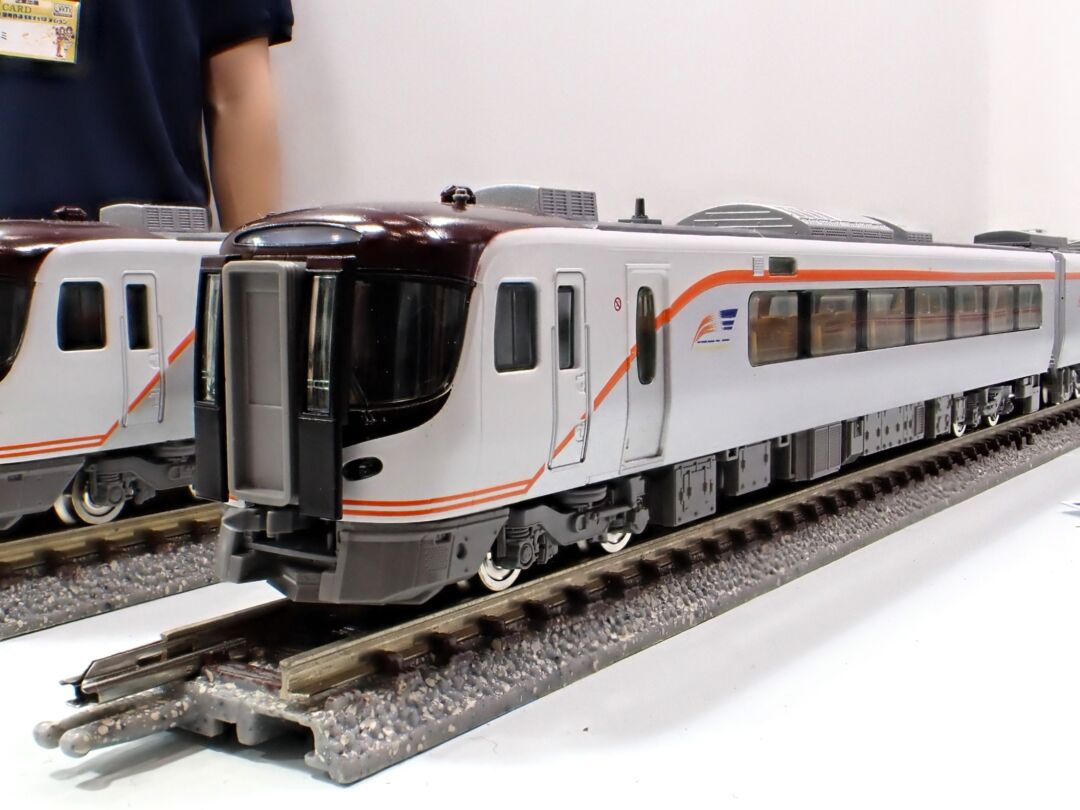 TOMIX HC85系ハイブリッド車増結セットA 品番：98557 | NGaugeJP