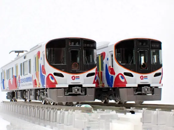 323系（大阪・関西万博ラッピング）が入線しました。 TOMIX 93256