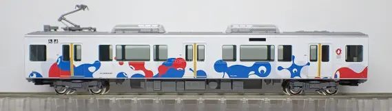 323系 大阪・関西万博ラッピング列車（ミャクミャク）が入線しました