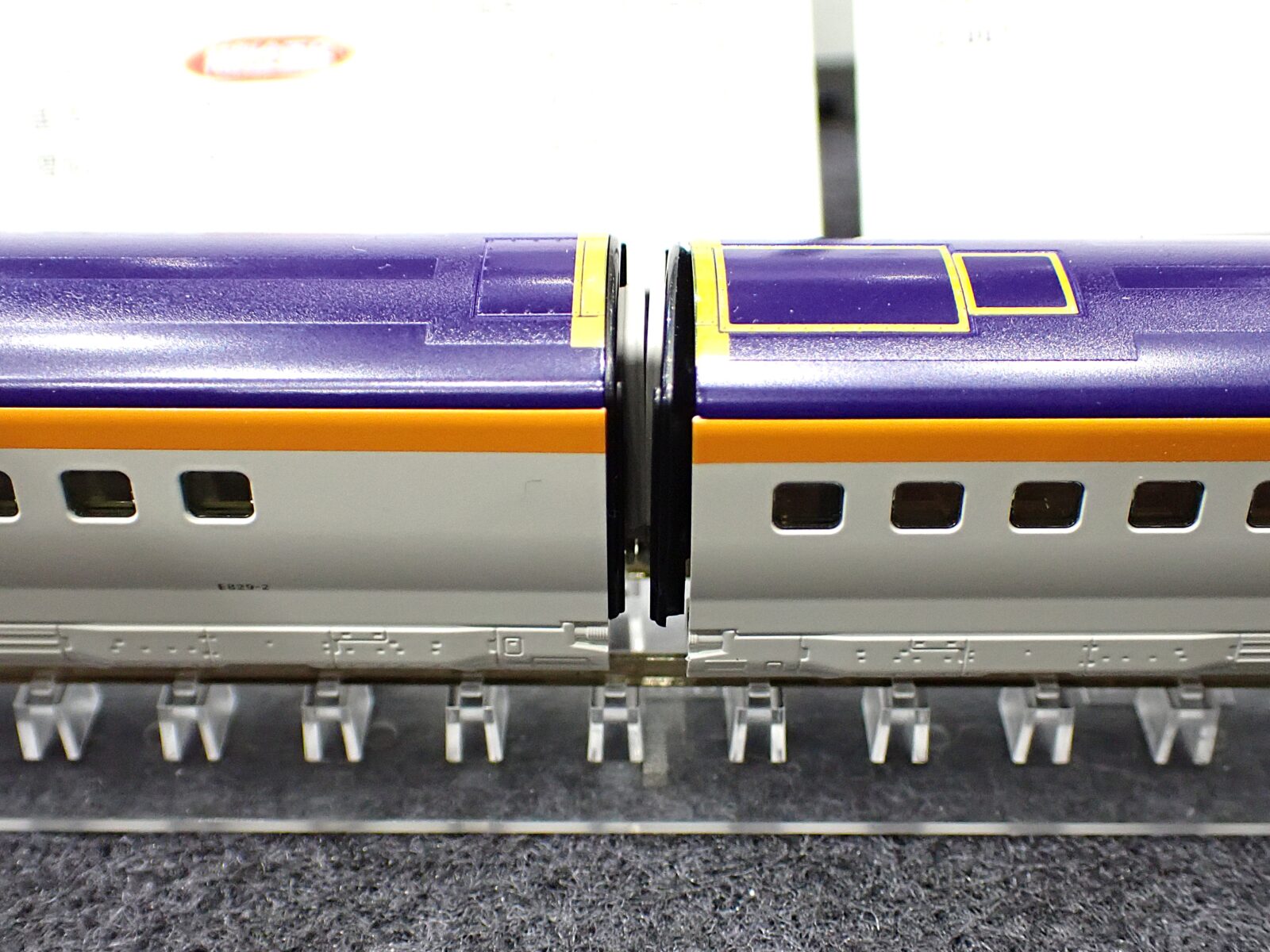 E8系 山形新幹線「つばさ」増結セット（4両） 品番：10-2052 鉄道模型