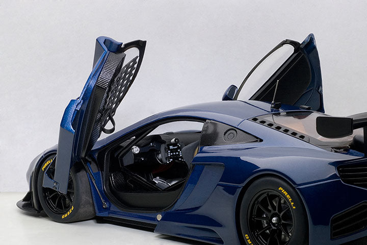 1/18 AUTOART 81344 McLaren 12C GT3 (Azure Blue) – Network Shuttle