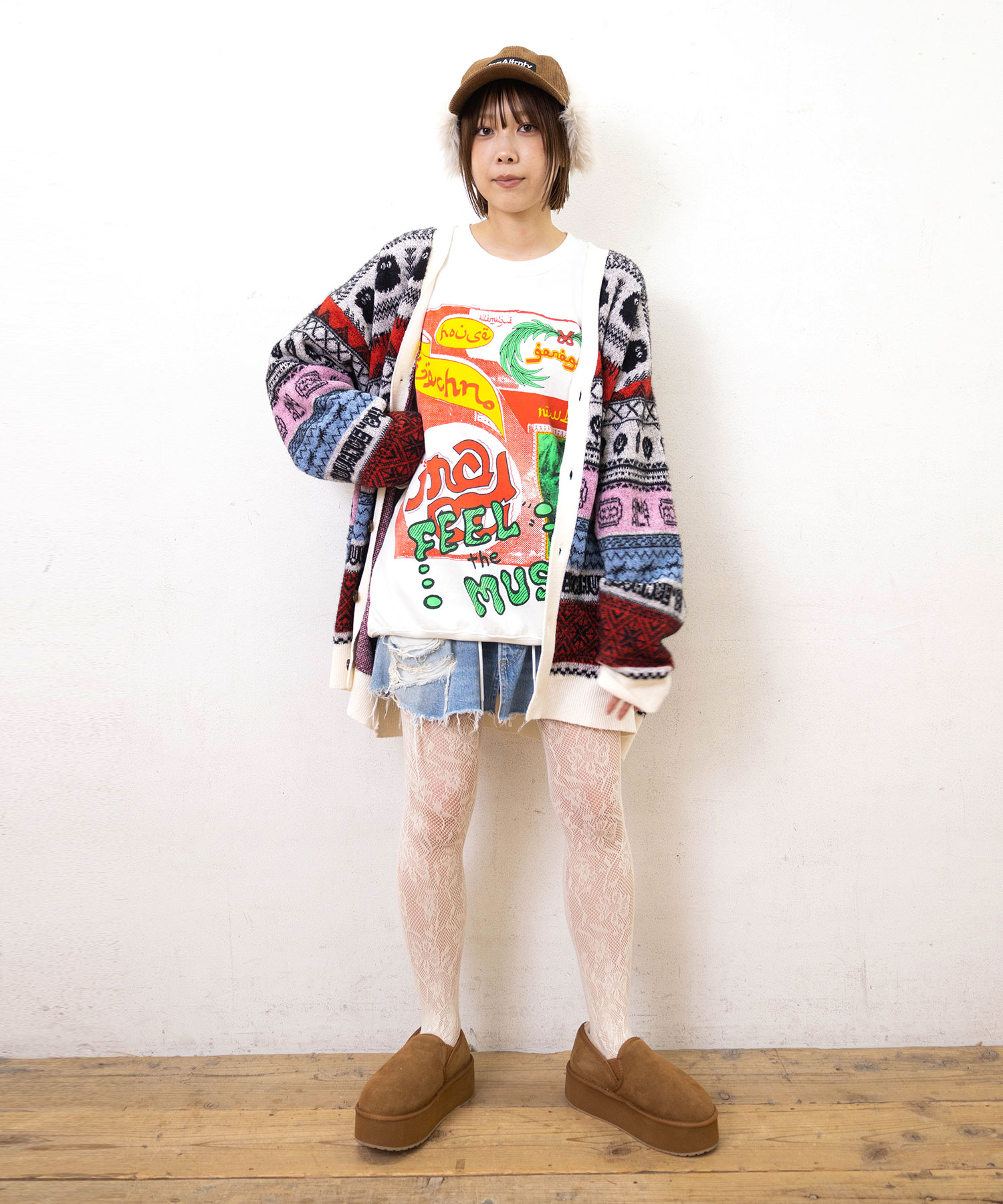 M2579 フィールプリントトレーナー(M ホワイト): トップス - RNA