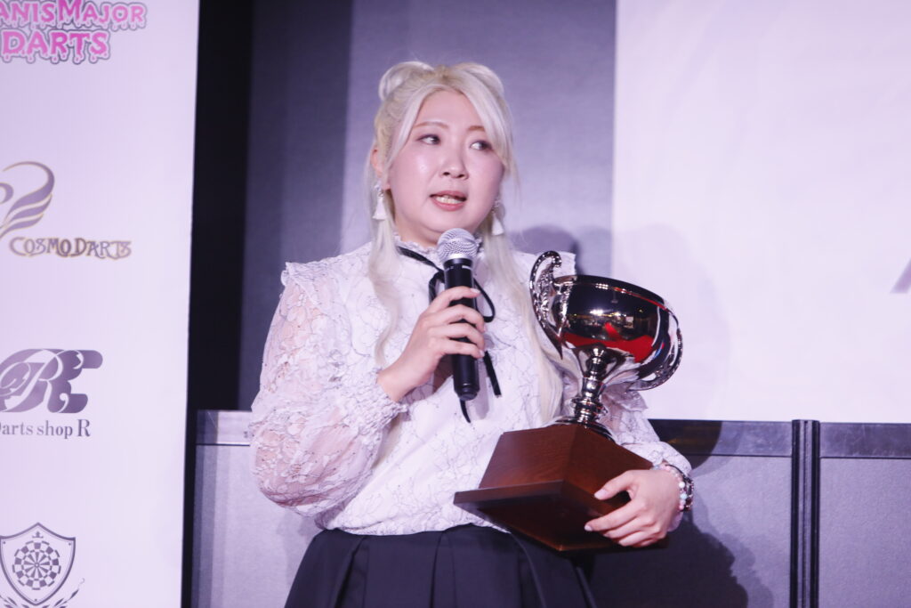 鈴木 未来2022 JAPAN LADIES CHAMPION | 世界/日本 ダーツ情報 ニュー