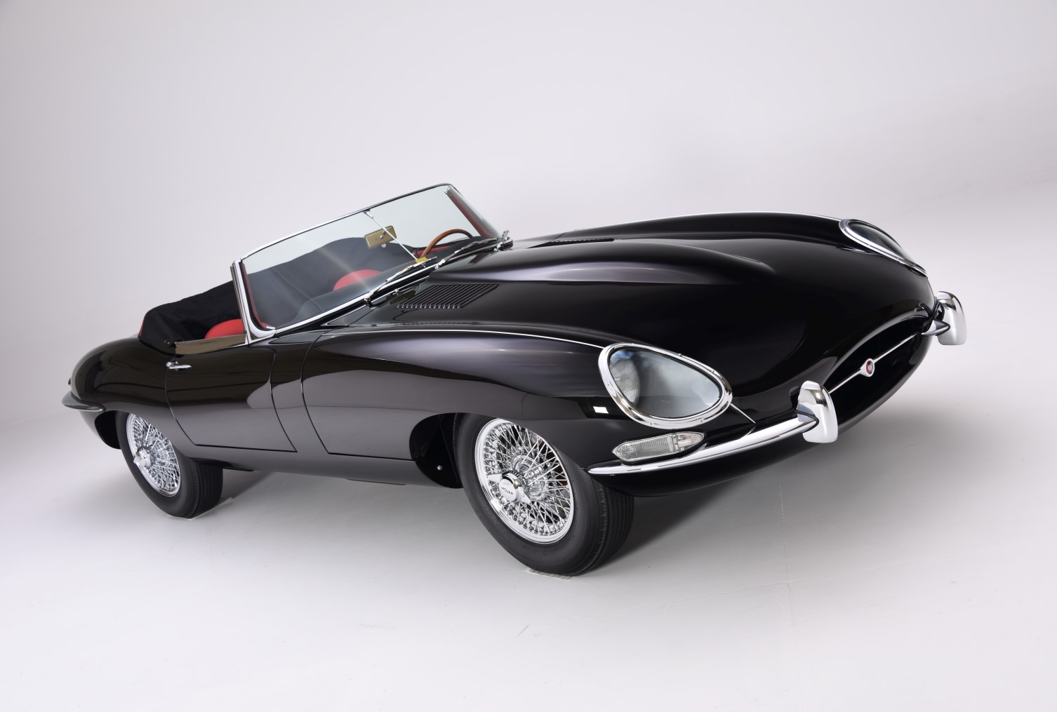 1963 Jaguar XKE Convertible - Newport Car Museum
