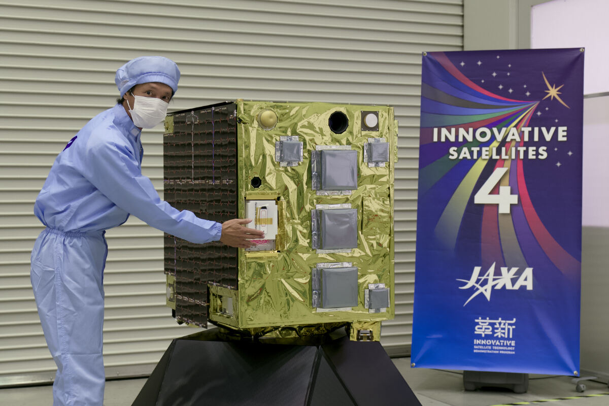 JAXA「革新的衛星技術実証4号機」の一部機体公開 米ロケットで宇宙へ