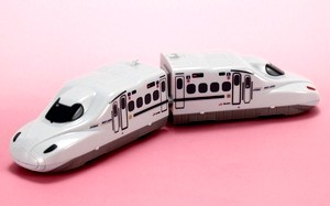 新幹線N700系「さくら」グッズ誕生 - 「チョロQ」「マグネット」「根付