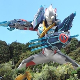 新作『ウルトラマンX』はサイバー怪獣を装着! ゴモラアーマー初公開