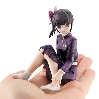 鬼滅の刃』栗花落カナヲがてのひらサイズのかわいらしいフィギュアに